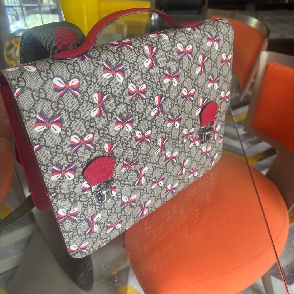 Gucci Women's Laptop Bag with Gray and Red Bow Design